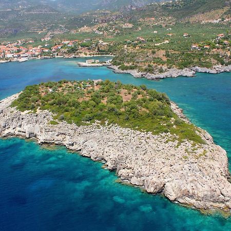 Notos Hotel Kardamili Exteriér fotografie