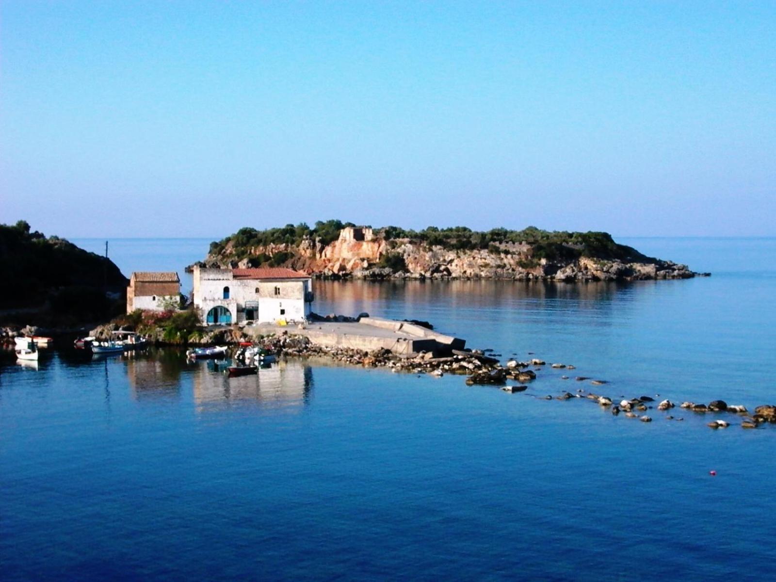 Notos Hotel Kardamili Exteriér fotografie